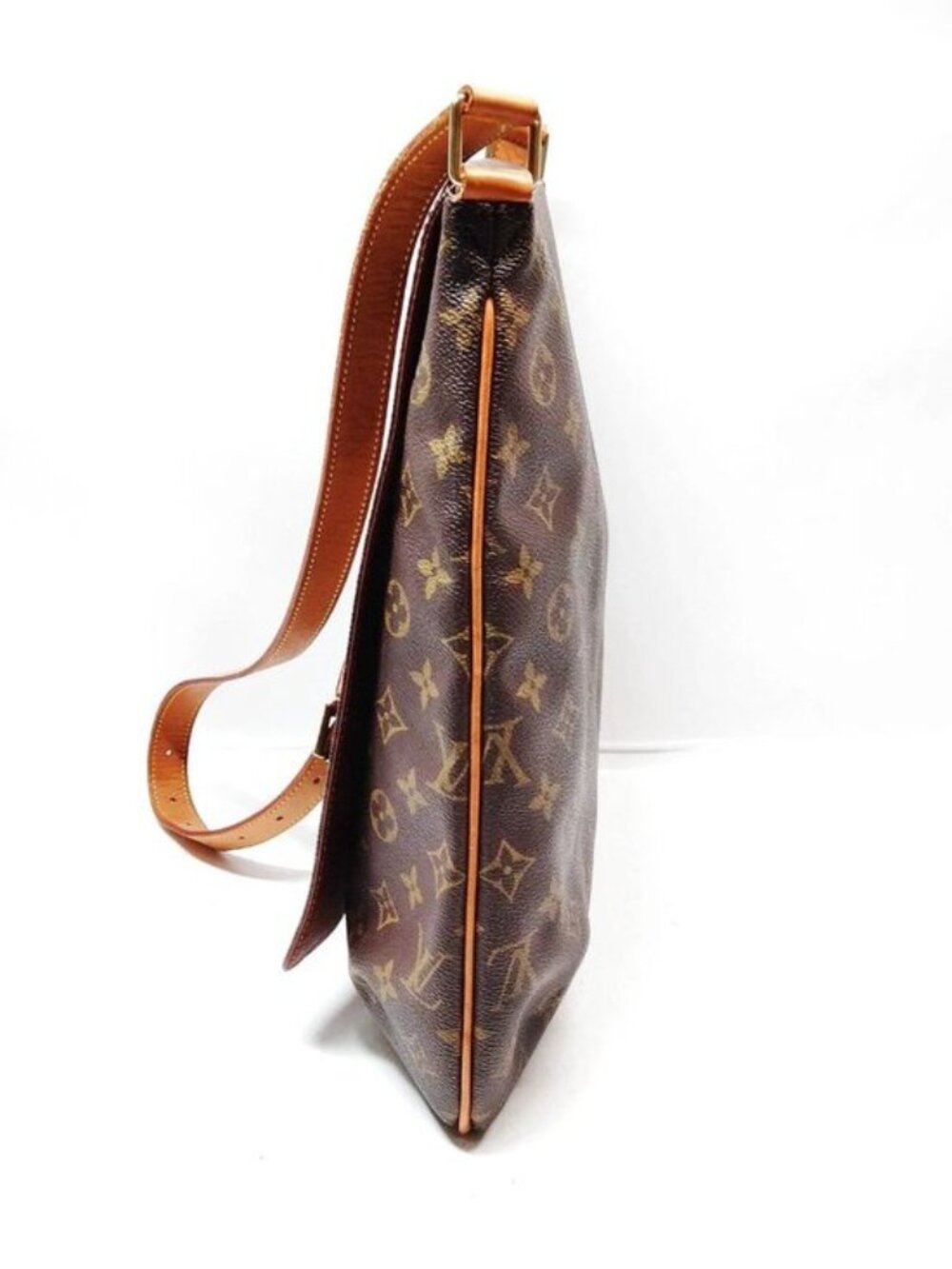 Authentic Louis Vuitton Musette Monogram Canvas Crossbody Bag - Picture 5 of 16